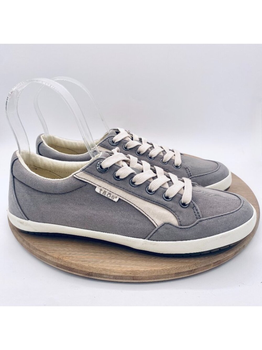 Taos Star Shoes Womens 9 Gray Canvas Lace Up Comfort Sporty Sneaker Flats